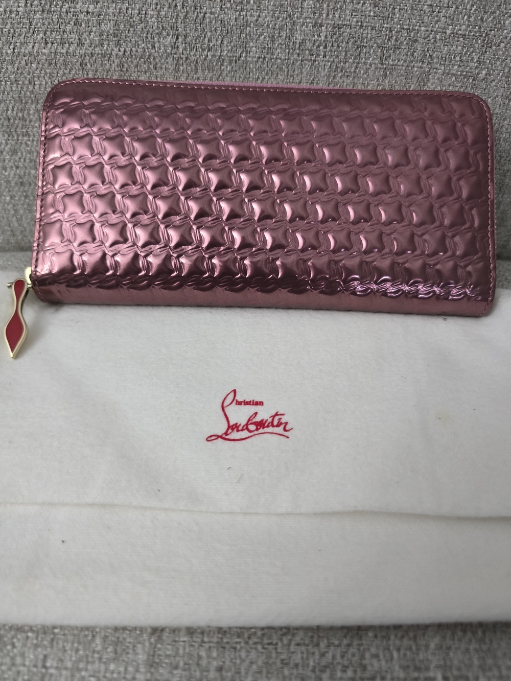 PRISTINE CONDITION ✨ Christian Louboutin Panettone Quilted Zip-Around Wallet